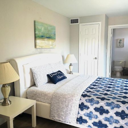 Pasadena Suite With Private Entrance Exterior photo